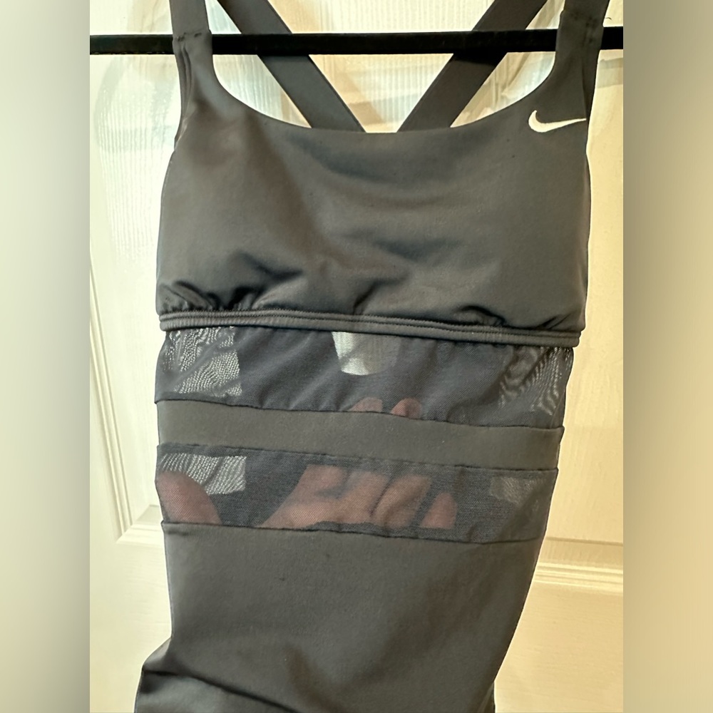 Like New Nike Sport Tank w Built in Bra Size Small. Black w Sheer Front Sections - Picture 3 of 13